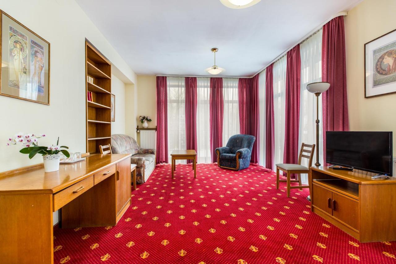 Excelsior 3*